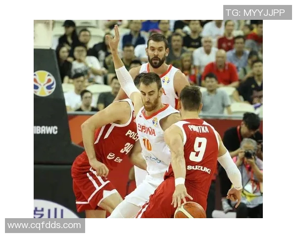 中国男篮在2004年与西班牙的激烈对决回顾与分析